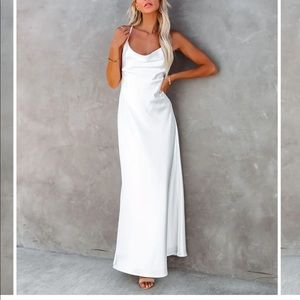 Satin Maxi 🤍